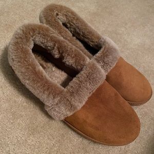 Womens 10 NEW slippers